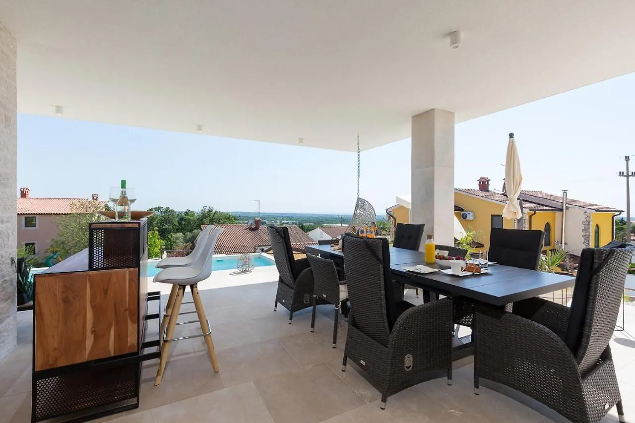 Villa Carimelli Kaštelir Kroatië